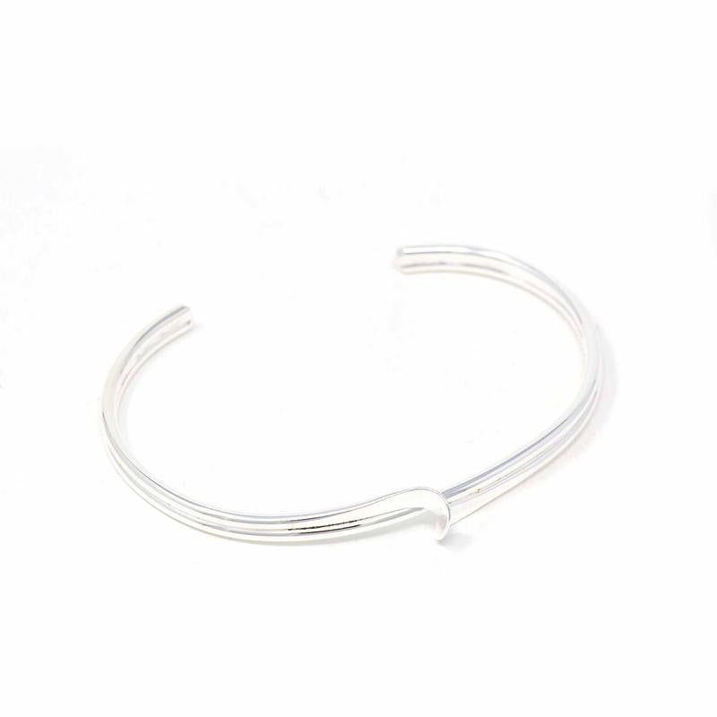 Cuff Bracelet, Wave - Best Today's Gifts