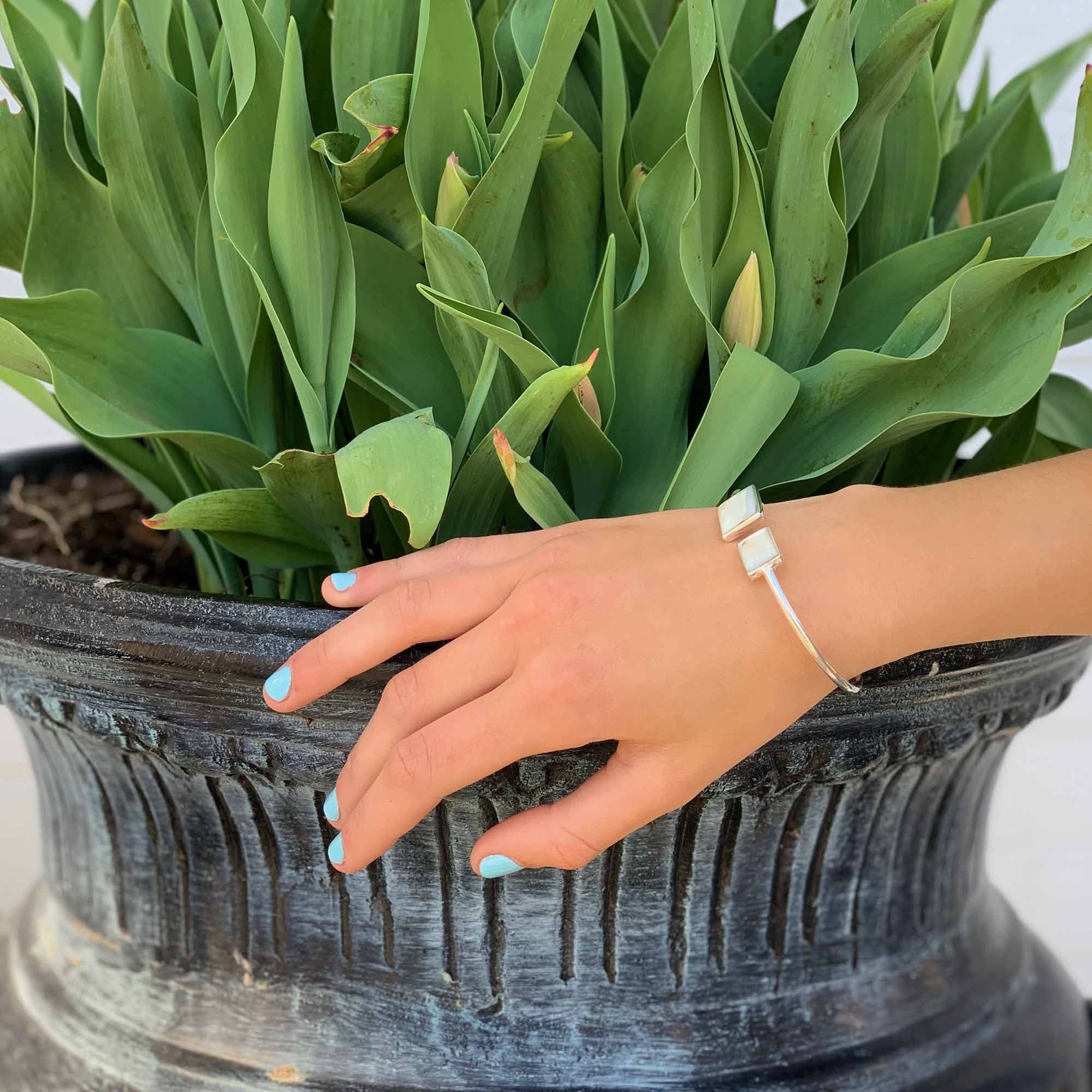 Cuff Bracelet, Mother of Pearl Square - Best Today's Gifts