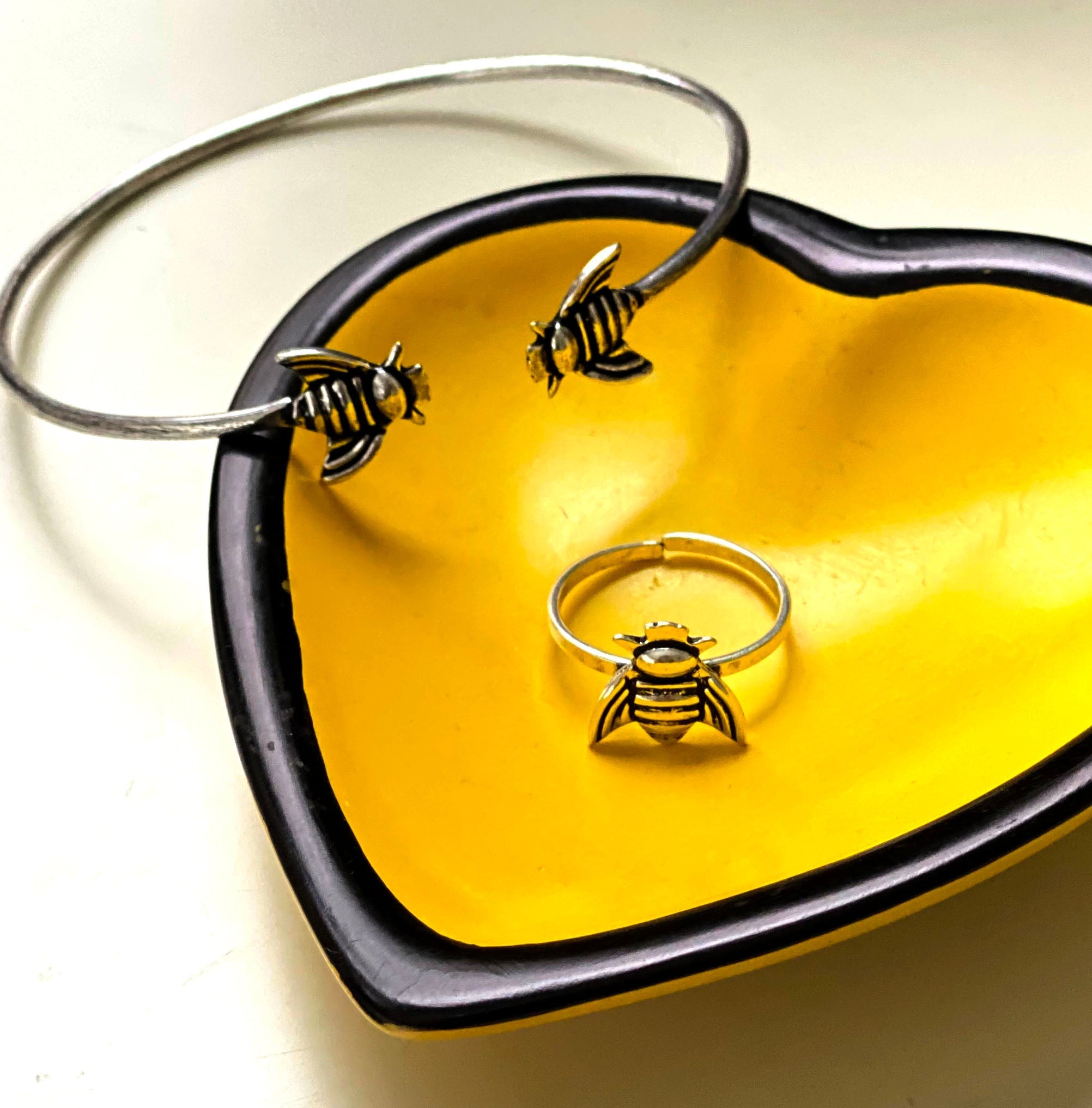 Honeybee Cuff Bracelet - Best Today's Gifts